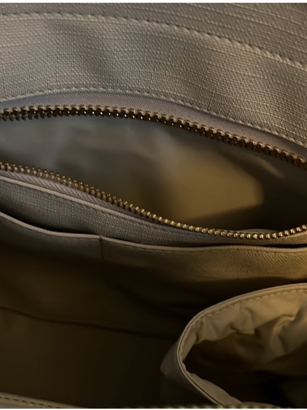 Dagne Dover Midi Tote Bag - Picture 7 of 9